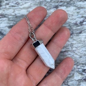 Howlite pendulum